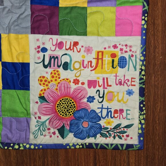 Handmade dog affirmation quilt 44Wx45L - Picture 6 of 8